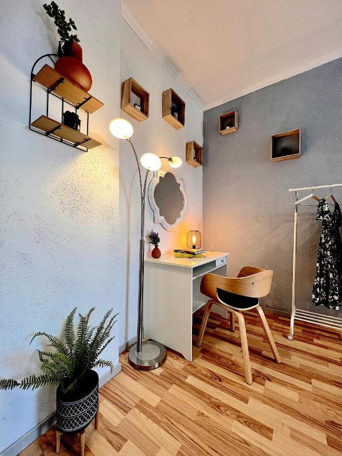 Elbling Apartment Mit Terrasse - Netflix - Parkplatz - Weinbergblick マイセン エクステリア 写真